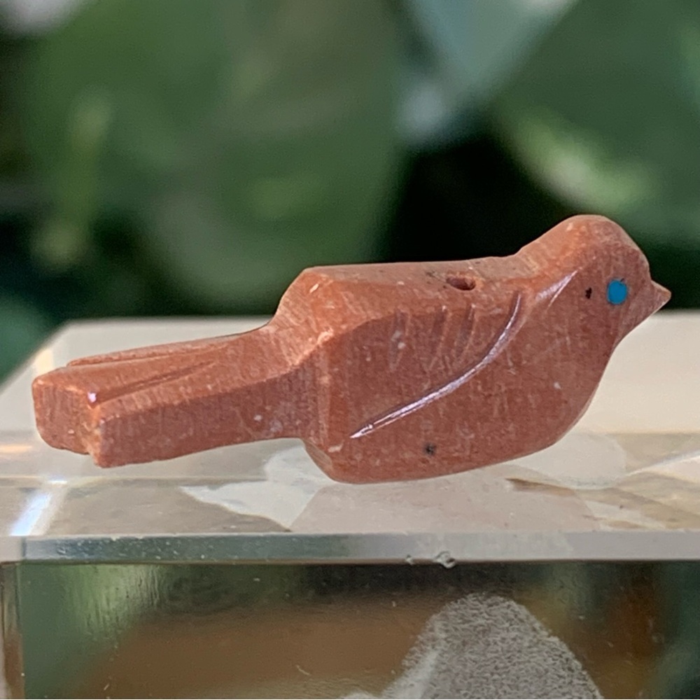 Zuni Style Bird Fetish Bead Drilled Pink Stone Native American Animal Carving 1" - Picture 3 of 13
